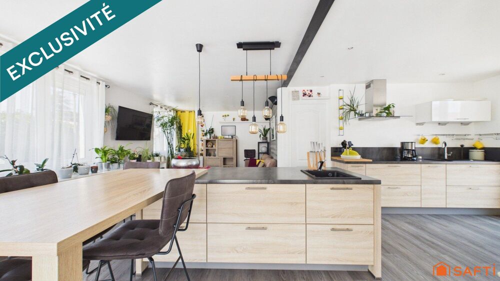 Maison familiale avec jardin et double garage