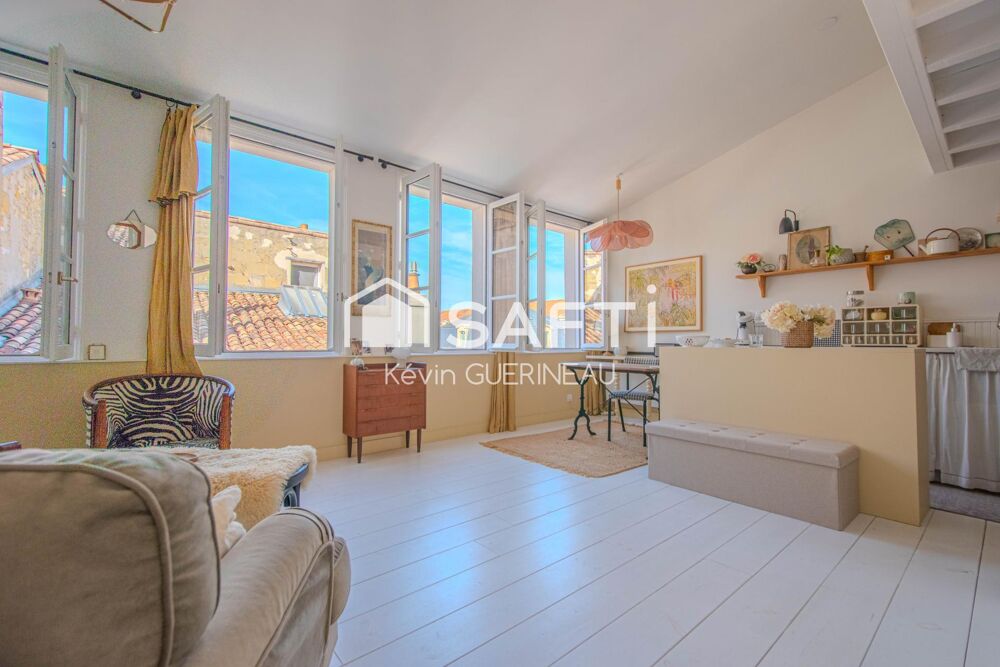 Vente Appartement EXCLUSIVITÉ  – BORDEAUX PEY-BERLAND – SUPERBE APPARTEMENT RÉNOVÉ AU DERNIER ÉTAGE Bordeaux