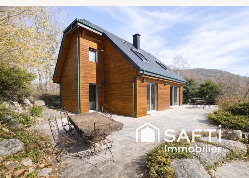 Maison 7 pièces 140 m² · à Oloron-Sainte-Marie · 140 m² · 365 000 €