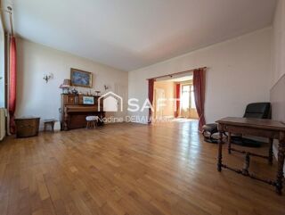 Vente Maison Maison de ville de caractère : beaux volumes, jardin et fort potentiel Genelard