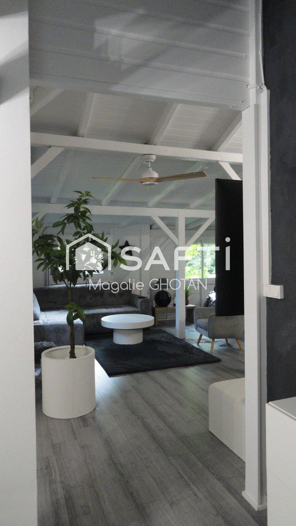 à vendre  Maison Deshaies (97126)