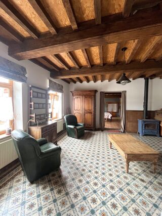  Maison  vendre 10 pices 304 m