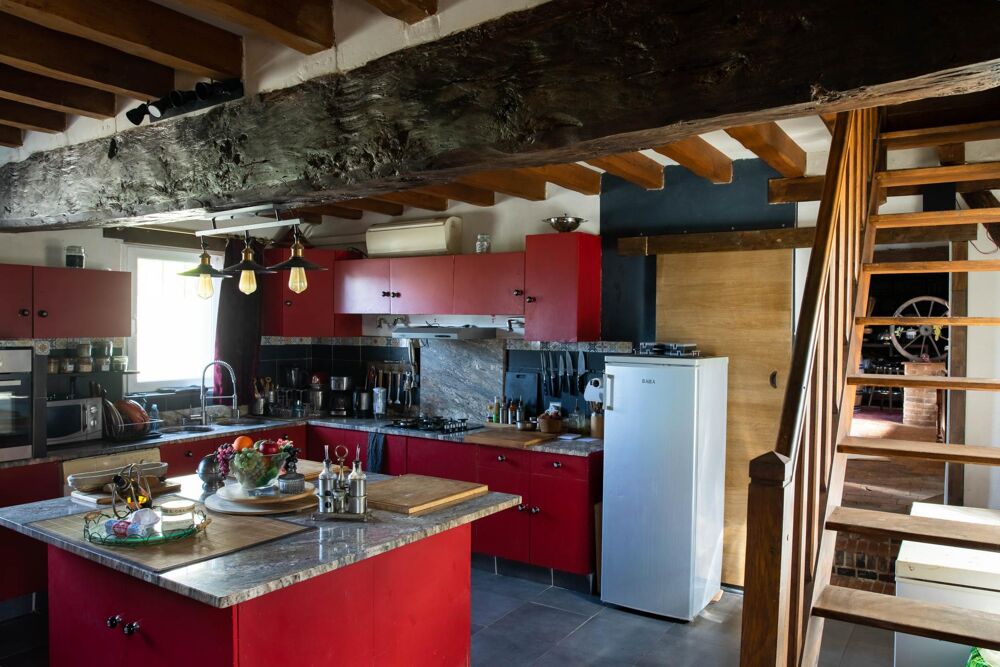 Maison de charme confortable en centre village avec extérieur