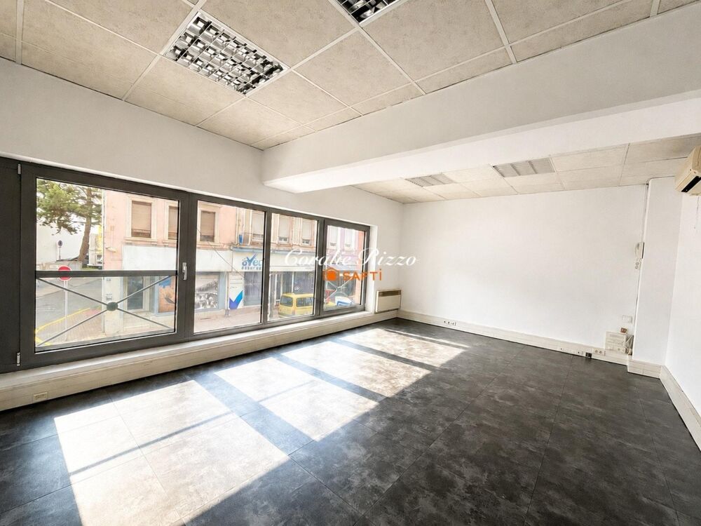   ENSEMBLE DE BUREAUX A LOUER - FORBACH - CENTRE-VILLE Forbach