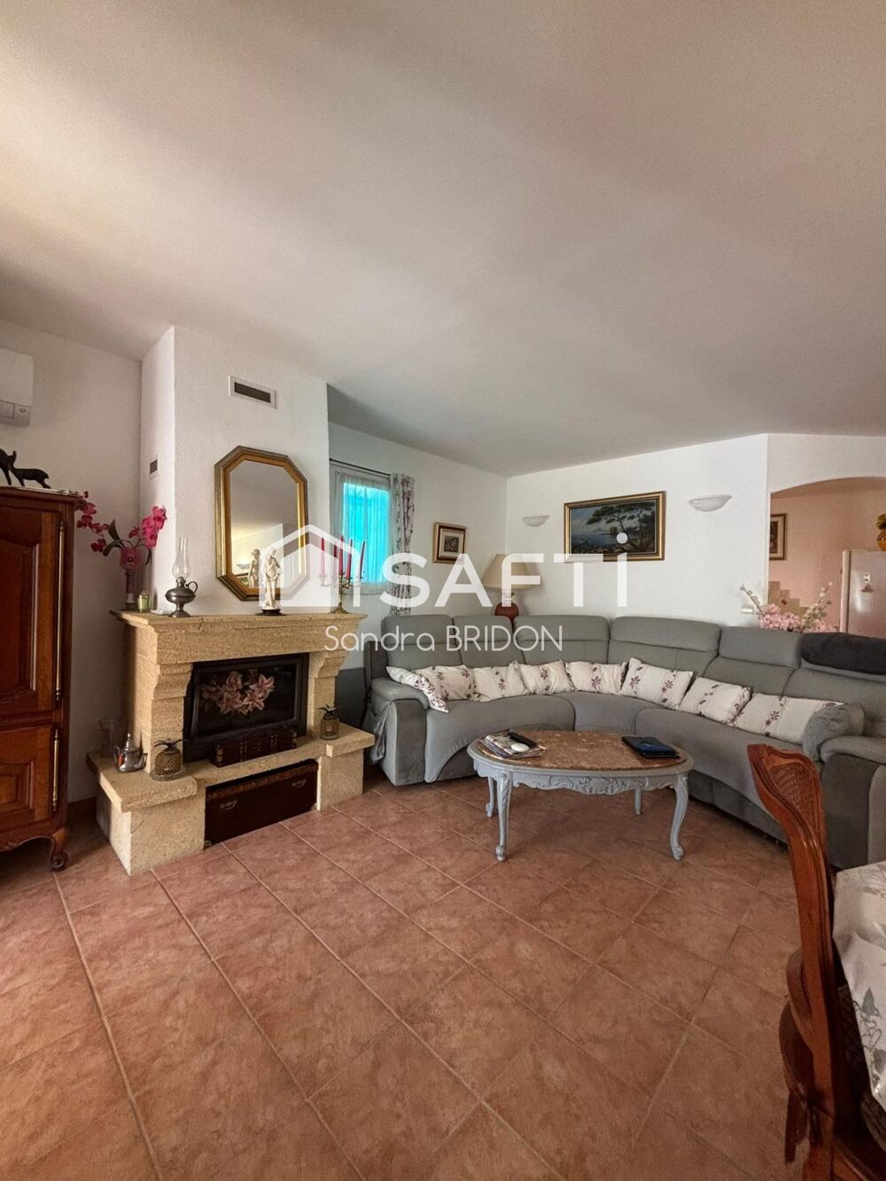 Vente Maison villa de plain pied avec joli jardin Vins-sur-caramy