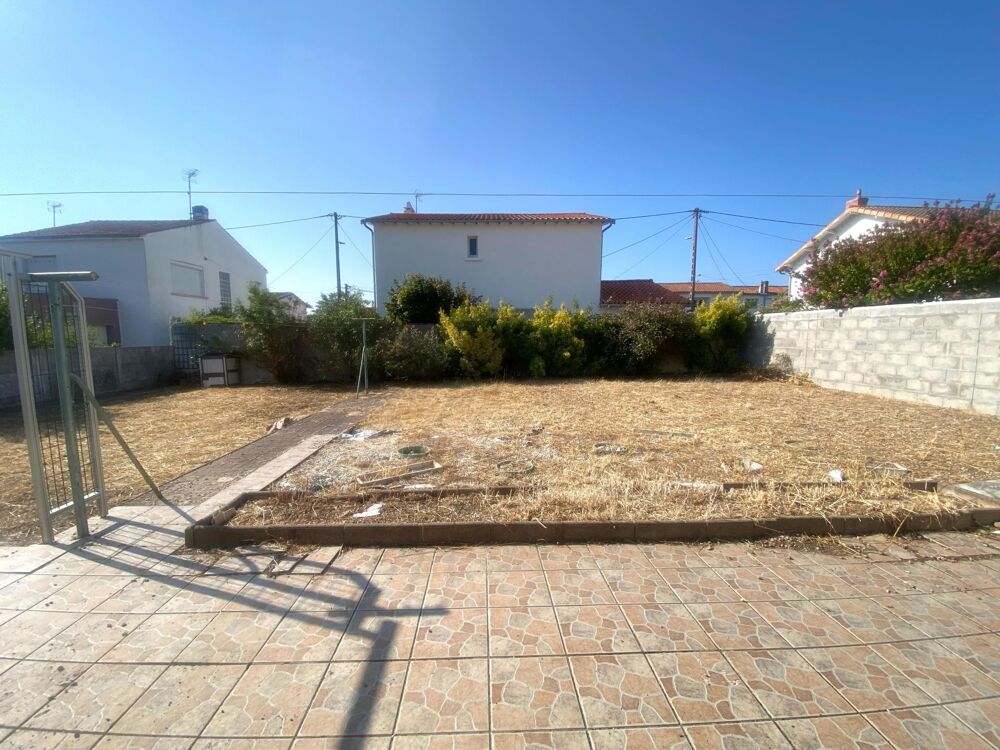 Vente Terrain PLEIN SUD SECTEUR RECHERCHE SUR LA ROCHELLE TERRAIN DE 347 M2 AVEC SON GARAGE ! La rochelle