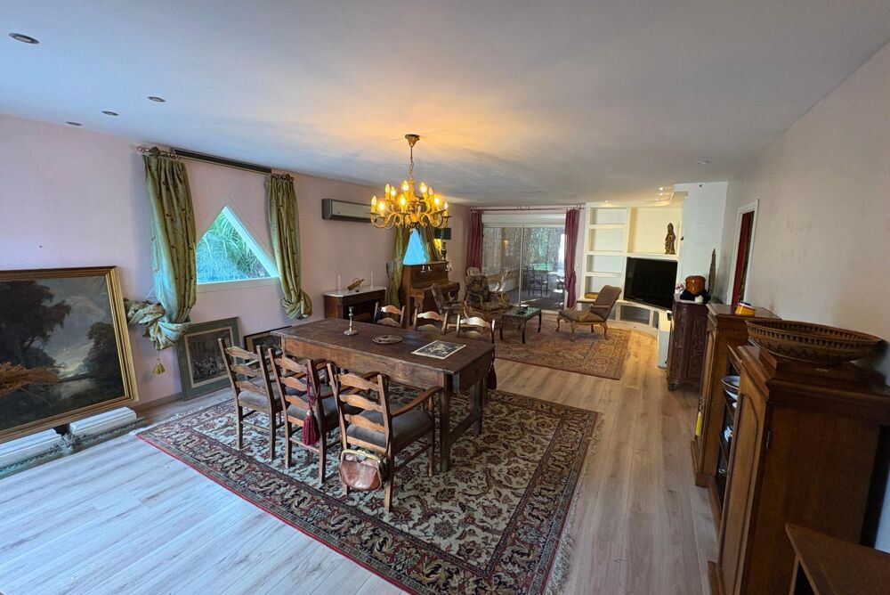 Vente Maison Villa de 170m² 3chs, piscine, 2000m² de terrain arboré Civrac-en-medoc