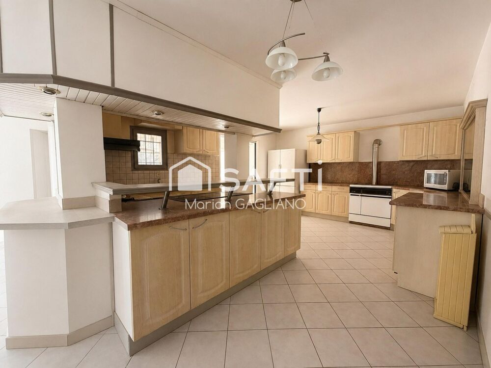 Vente Maison Maison familiale avec dépendance La valette-du-var