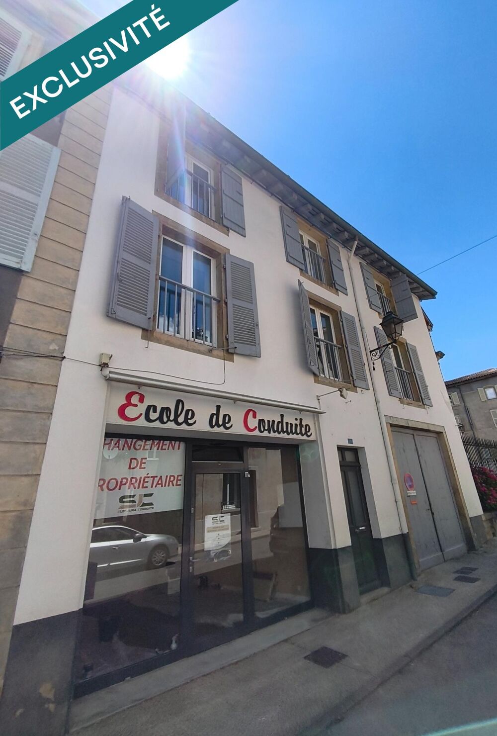 Vente Immeuble Immeuble d'une surface habitable de 196 m2 en plein coeur de Saint-Amour Saint-amour