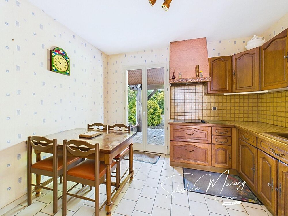 Cestas - Maison 4 chambres et garage sur beau jardin arboré