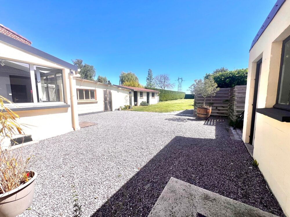 Plain-pied individuel avec garage, terrasse, jardin, 2 ch