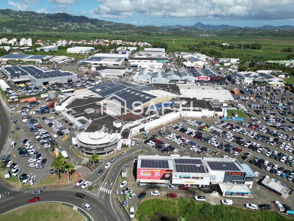   Zone leader Martinique, emplacement commercial majeur 741M2 Le lamentin
