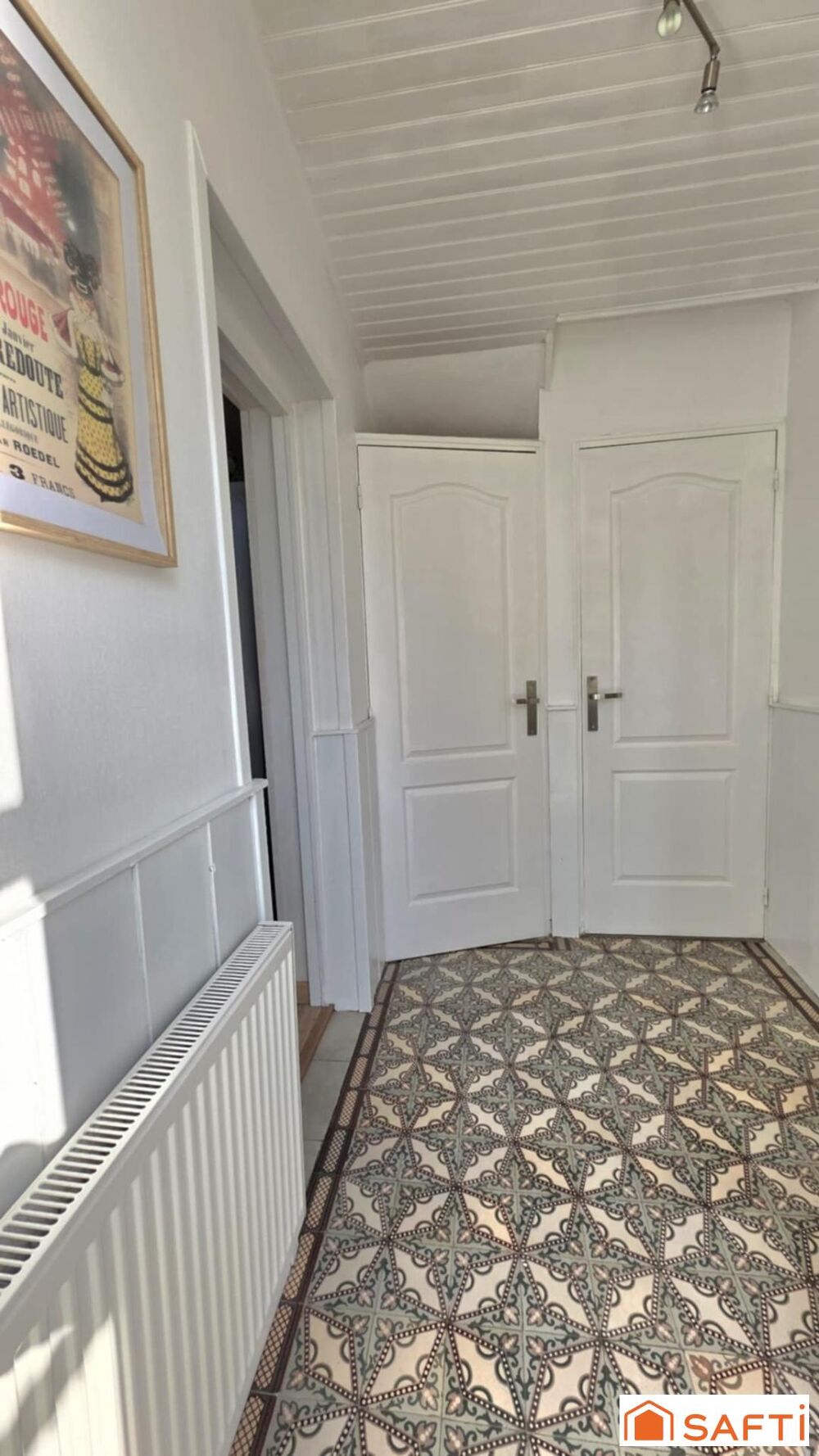 Vente Maison Superbe longère T6 de 163m², habitable de plain pied, sur un parc de 1884m² Lesdins