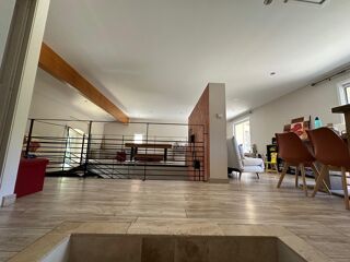  Maison  vendre 8 pices 307 m