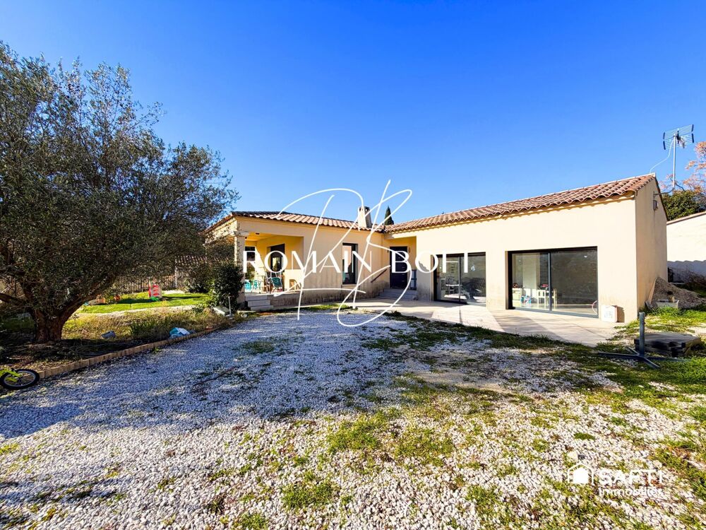 Vente Maison Maison 5 pièces de 153m2 sur 837m2 de terrain avec piscine Collorgues