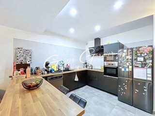  Appartement � vendre 3 pi�ces 81 m�