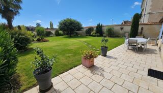 Maison à vendre 10 pièces 396 m²