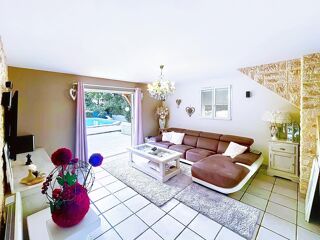  Maison  vendre 7 pices 182 m