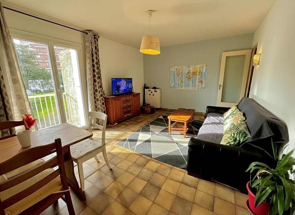 T3 de 62 m²  Traversant  Balcon  Résidence Montesoro