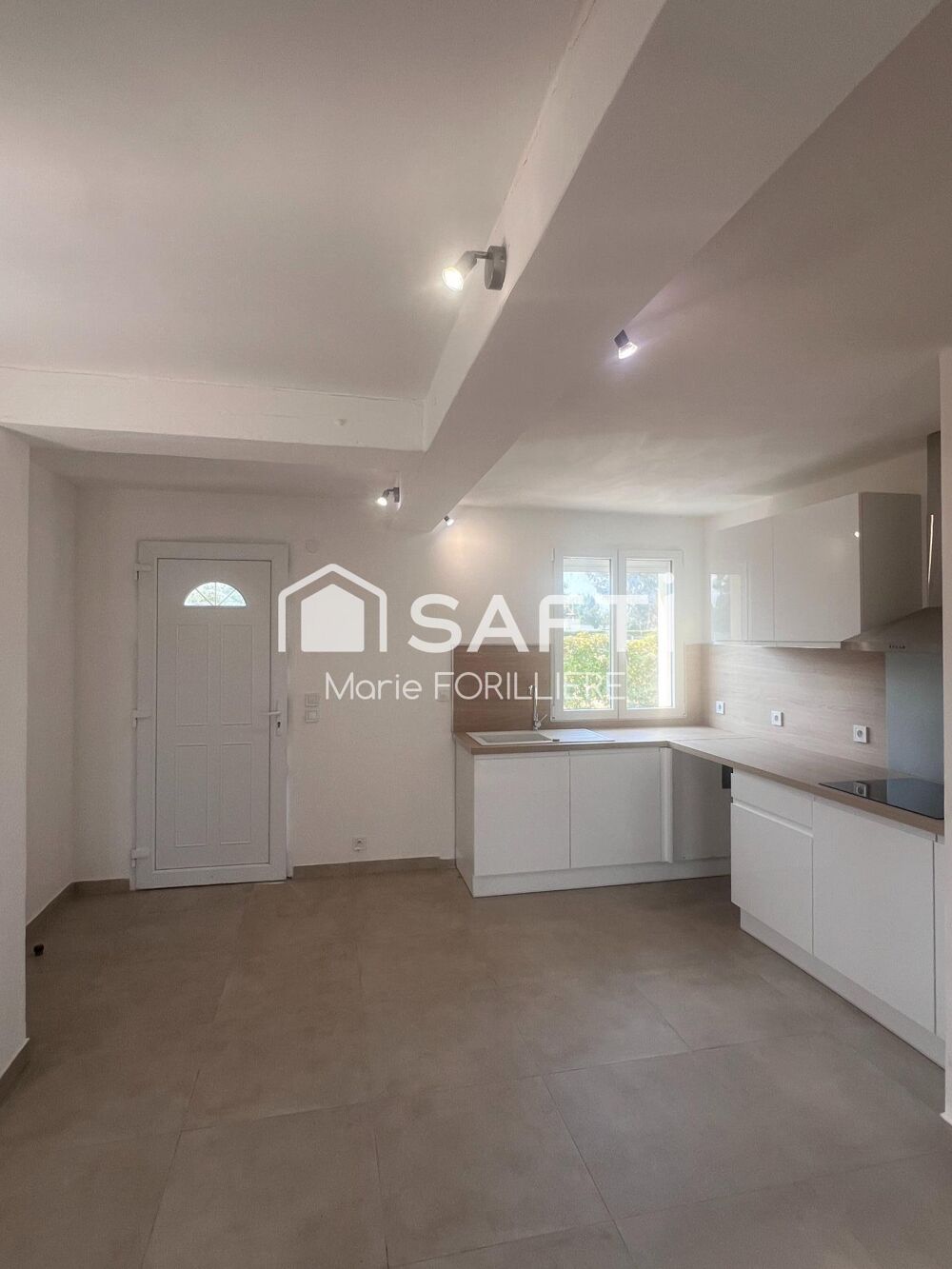 Vente Maison Ensemble immobilier Saint-medard-de-guizieres