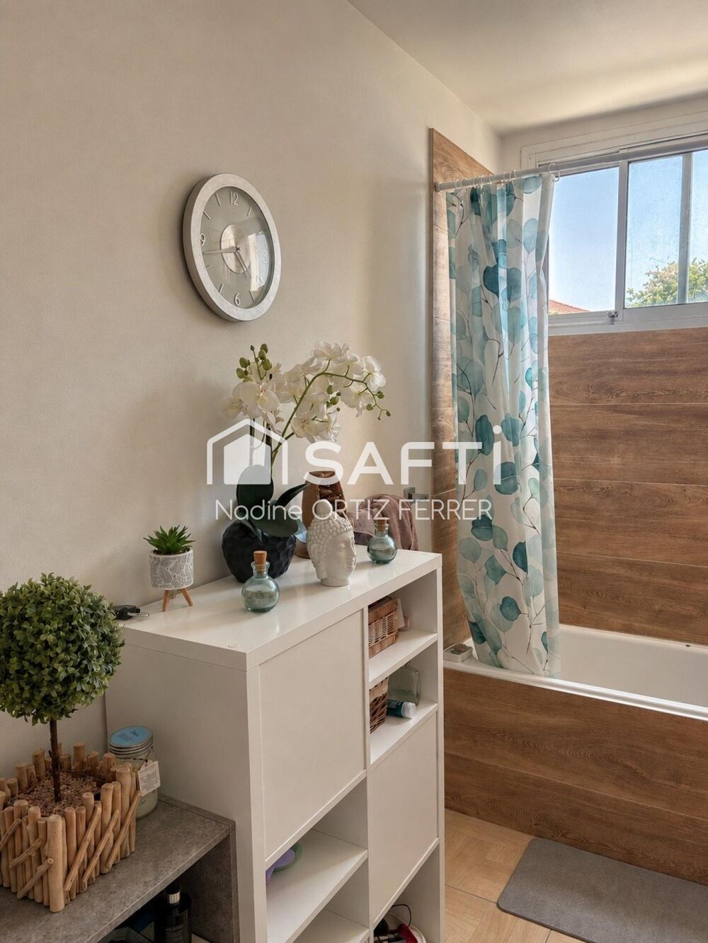 Appartement T3 . 79M². Vue dégagée, aucun vis à vis