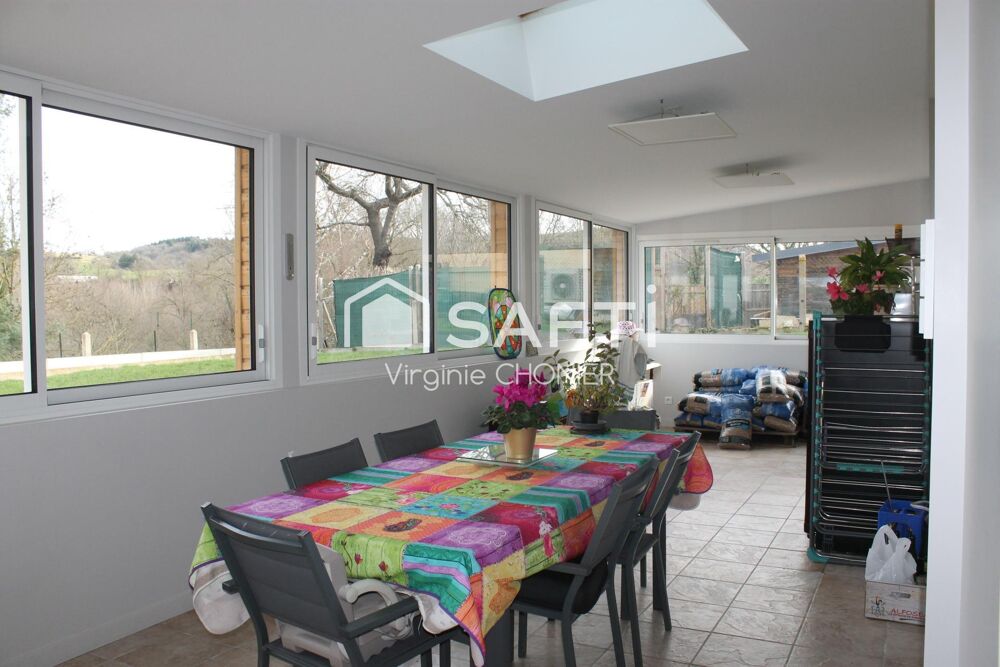 Vente Maison Maison entièrement rénovée de 153m2 avec garage double. Cusset