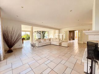 Vente Maison Propriété de caractère de 250 m² avec piscine, tennis et parc de 7 720 m² Giroussens