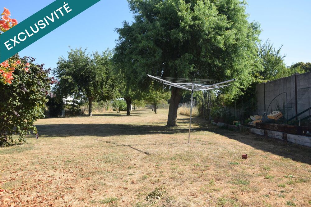 Vente Maison Grande maison familiale de 205 m² avec jardin de près de 2 000 m² et dépendances à Leforest Leforest
