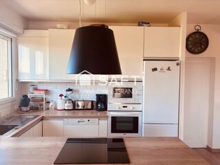  Maison  vendre 11 pices 261 m