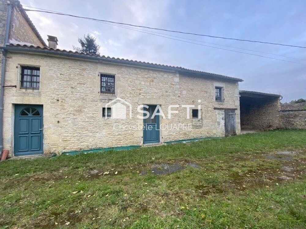 Vente Maison Maison charentaise avec 2 gîtes et dépendances sur 1,5 hectare de terrain Fenioux