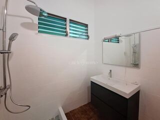  Appartement � louer 4 pi�ces 120 m�