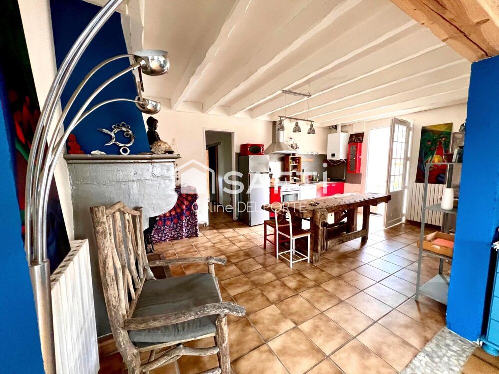 Maison 3 pièces avec grange et jardin