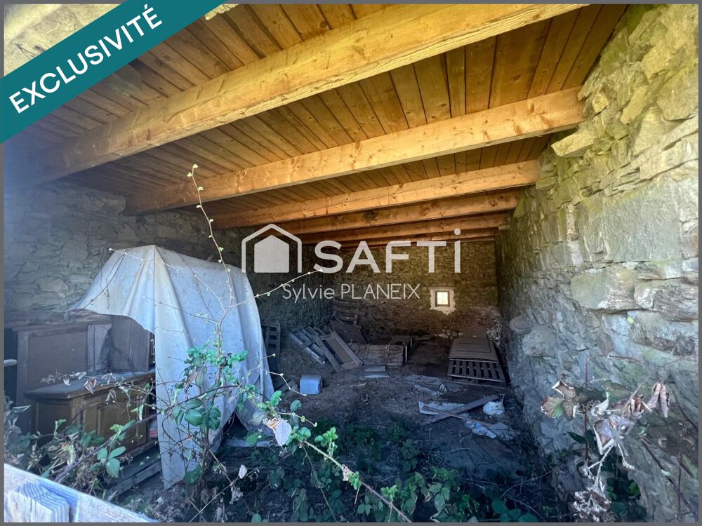 Vente Immeuble Grange de 200 m2 environ avec étable, terrain de 1860 m2. Verneugheol