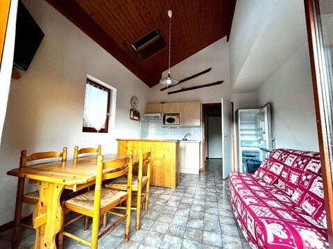   Appartement 3 pi�ces de 44M2 utile (35m2 carrez) OFFRANT une VUE DEGAGEE  avec GARAGE, place de PARKING PRIVATIVE et CAVE Appartement - 3 pi�ce(s) - 44 m�