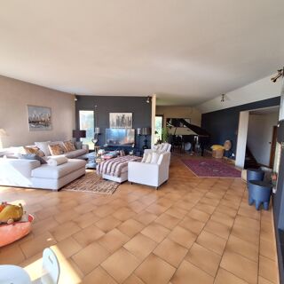  Maison � vendre 7 pi�ces 262 m�