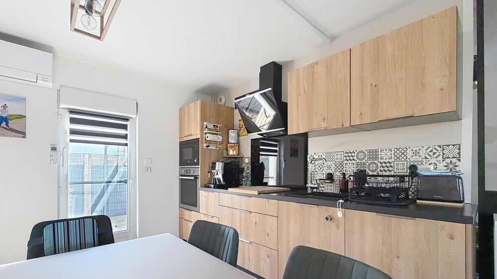 Vente Appartement T3 de plain-pied en RDC d'une maison 83 m2 avec jardin, terrasse et parking Ambares-et-lagrave