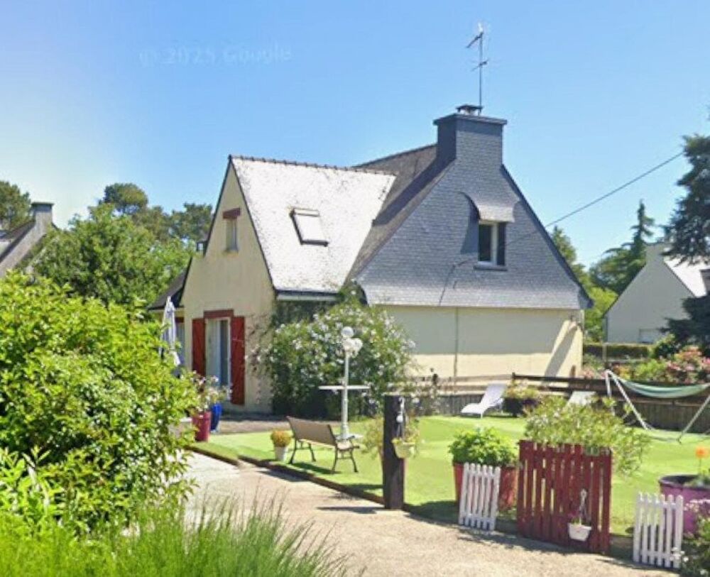 Nouveau sur Brandivy. Maison avec gros potentielle.