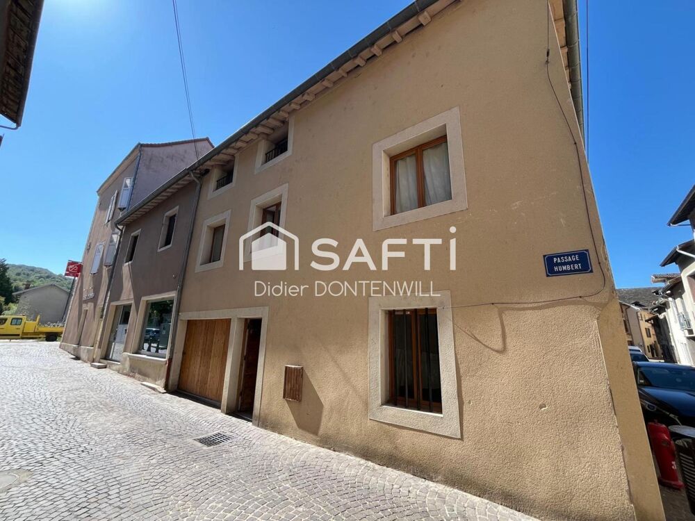 Location Appartement T2 au rez de chaussée d'un immeuble bien situé 38460 CREMIEU Cremieu