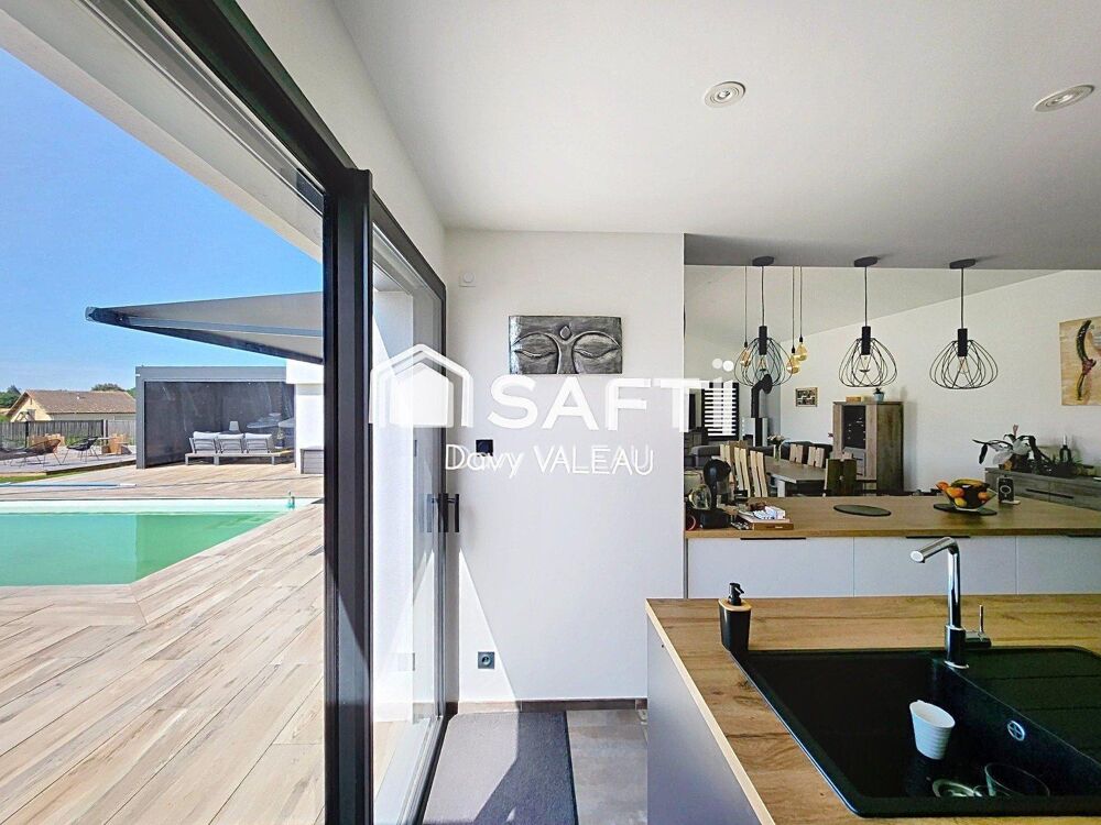 à vendre  Maison La Roche-sur-Yon (85000)