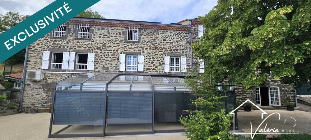Vente Maison Propriété de caractère – 3 logements, dépendances et vue panoramique – Massiac Massiac