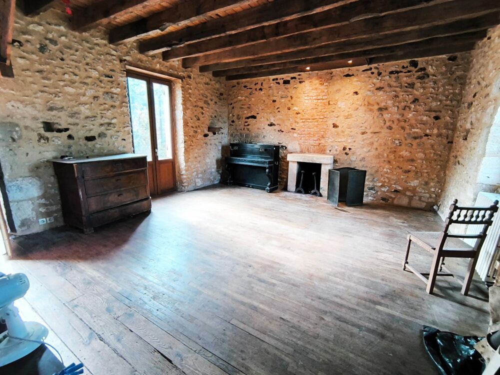 AU COEUR D'UN HAMEAU MAISON 4 CHAMBRES + GRANGE