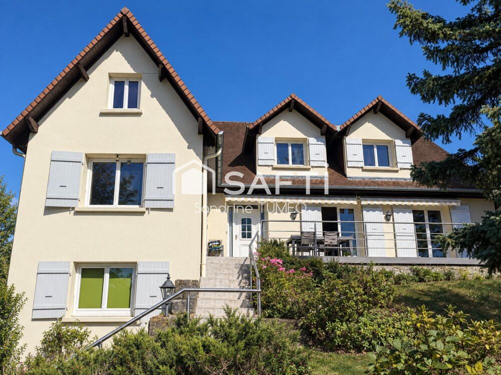 Poligny  Maison familiale de 285 m² avec 6 chambres, terrasse et appartement indépendant