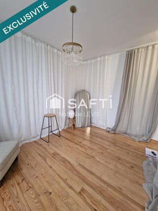 Vente Maison Maison mitoyenne sans aucun travaux  avec 2 stationnements privés, un jardin,  dans un quartier calme Avion