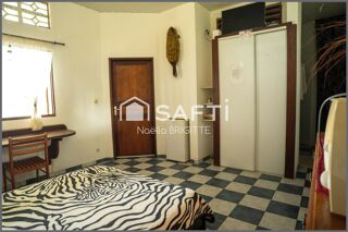  Immeuble � vendre 220 m�