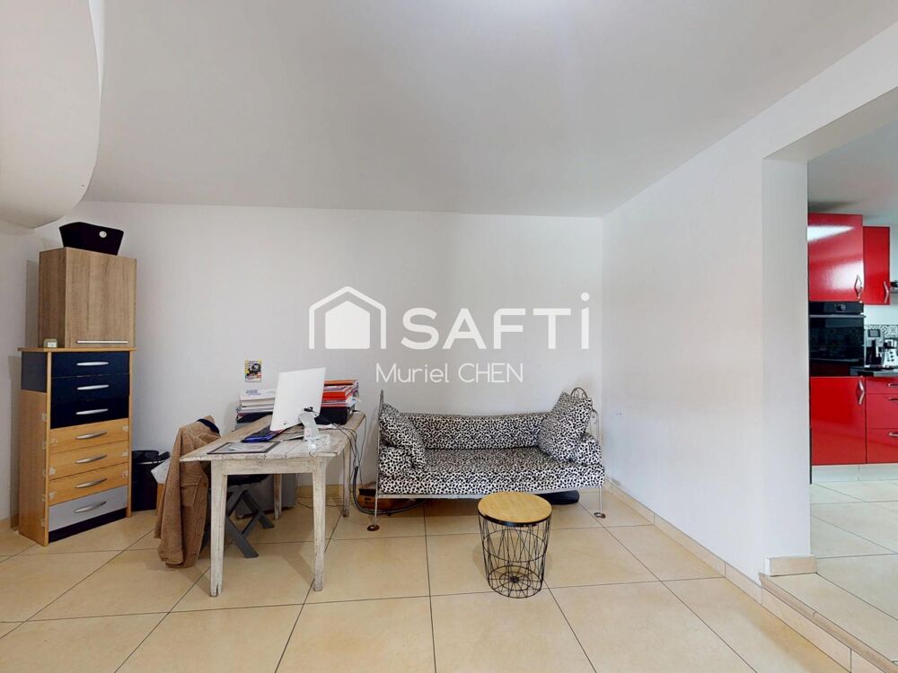 à vendre  Maison Saint-Gilles (30800)