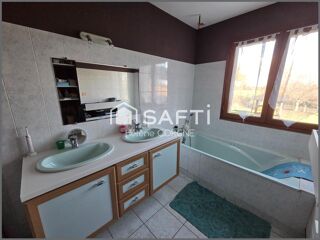  Maison � vendre 8 pi�ces 164 m�