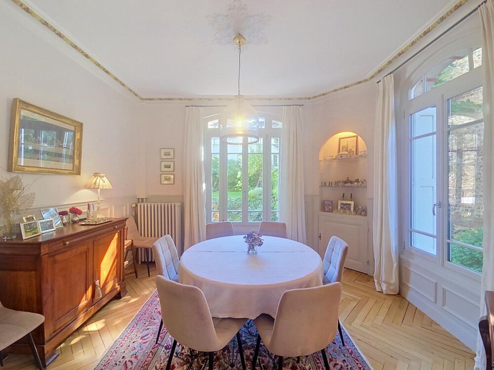 Vente Maison DEMEURE ROUEN GARE  220 M2 ET DEPENDANCE DE 70 M2 Rouen