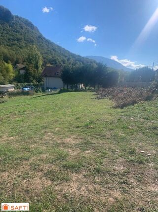  Terrain à vendre 764 m²