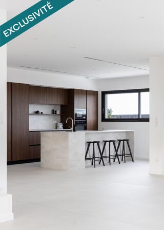  Maison � vendre 6 pi�ces 205 m�