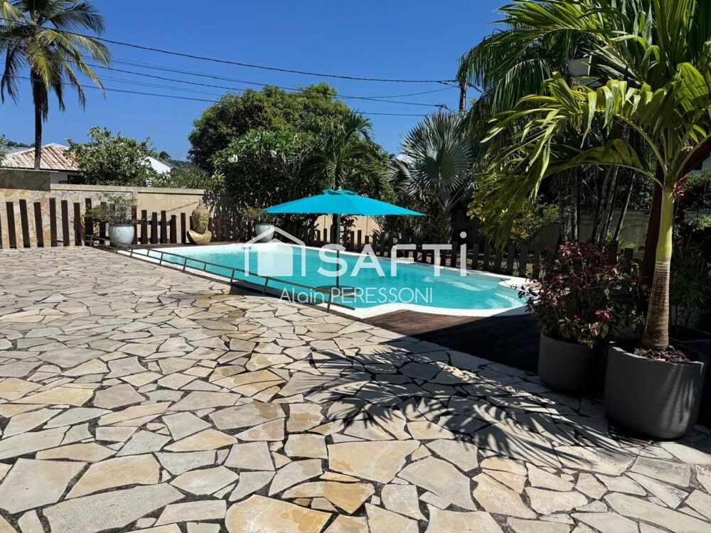Maison 6 pièces 228 m² · à Cayenne · 228 m² · 705 000 €